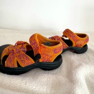Keen Sandals Toddler Size 6